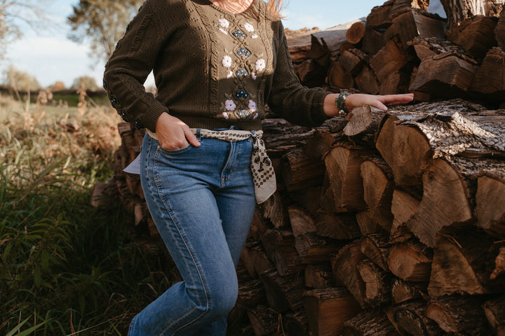 Louizon Groseille floral embroidered knit sweater with colorful floral patterns and cozy design, perfect for casual wear.