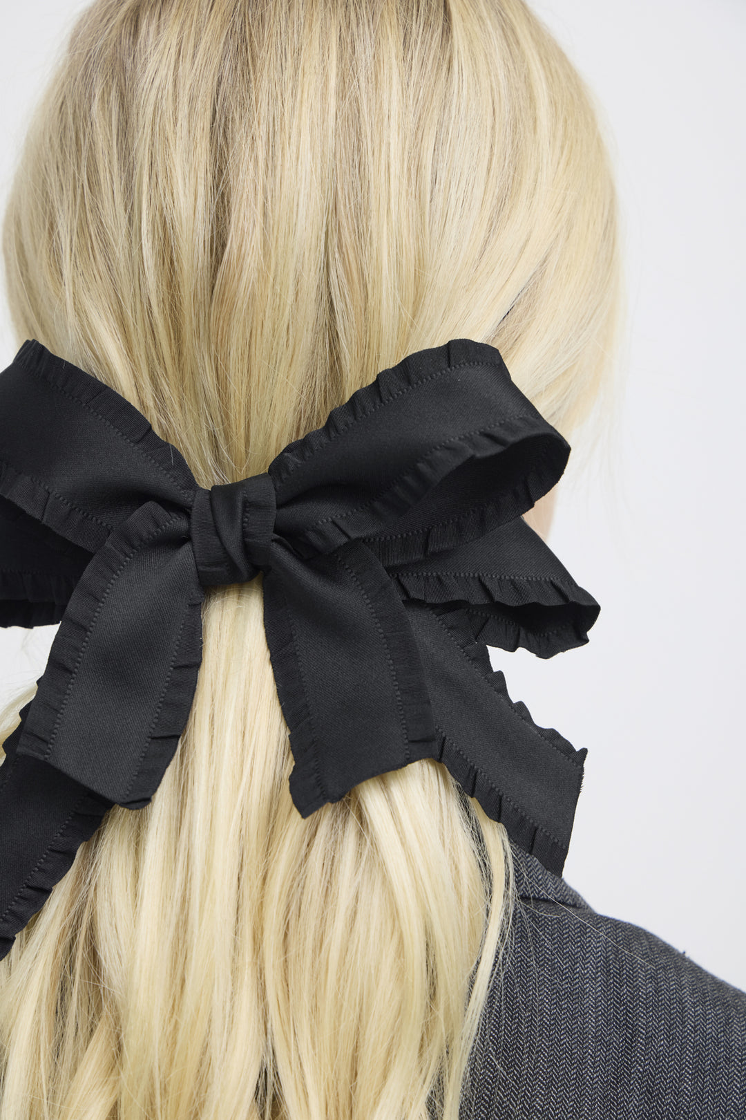 Virielle Black Ribbon Bow Hair Accessory