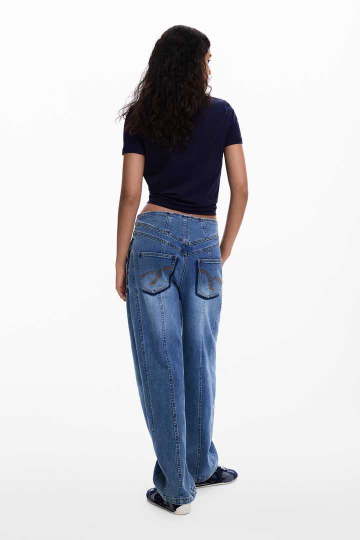 Desigual Arrow Icon Jean jeans featuring barrel wide details and classic denim fabric, displayed on a neutral background.