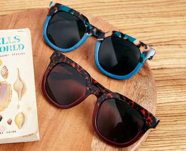 women's oversized sunglasses in red leopard frame with polarized lens