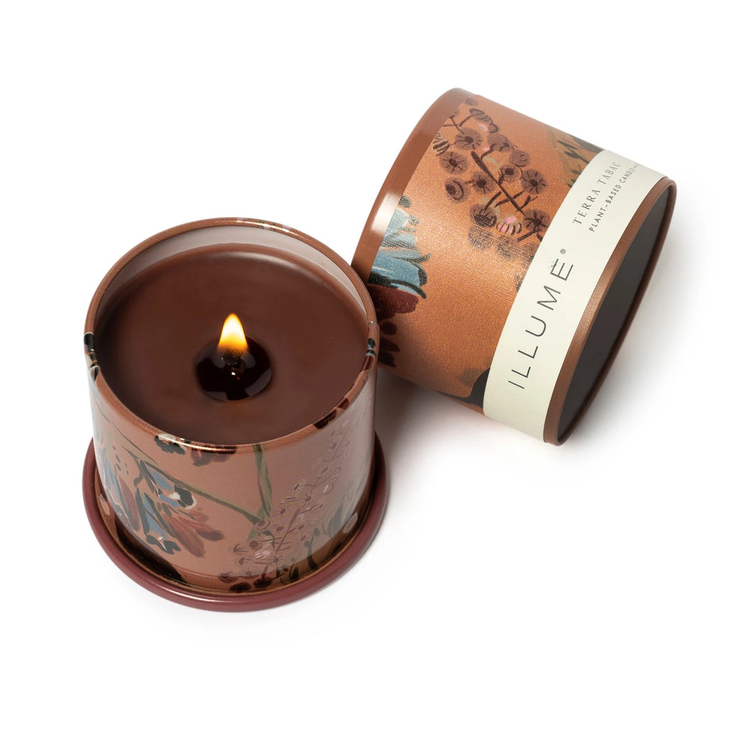 small candle with musk terra tabac scent