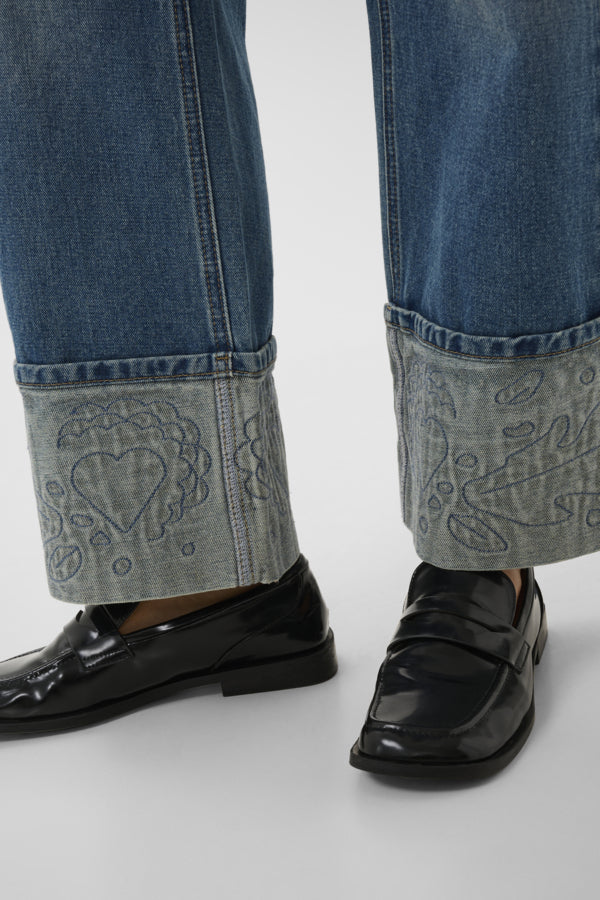 Aniceta Embroidered Cuff Jean