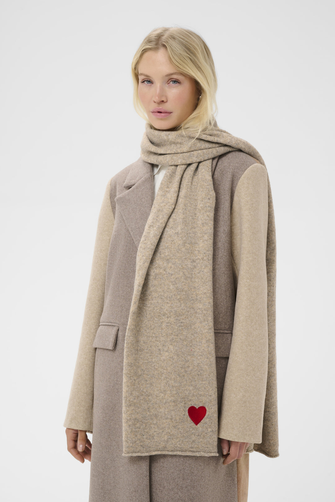 Charlot Warm Heart Scarf