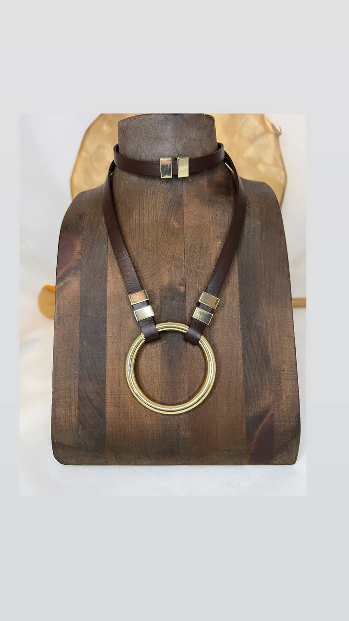 Avril LUXE Leather Strand Wear Necklace