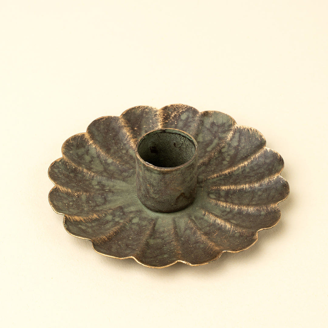 Florentine Antique Scallop Edge Candle Holder