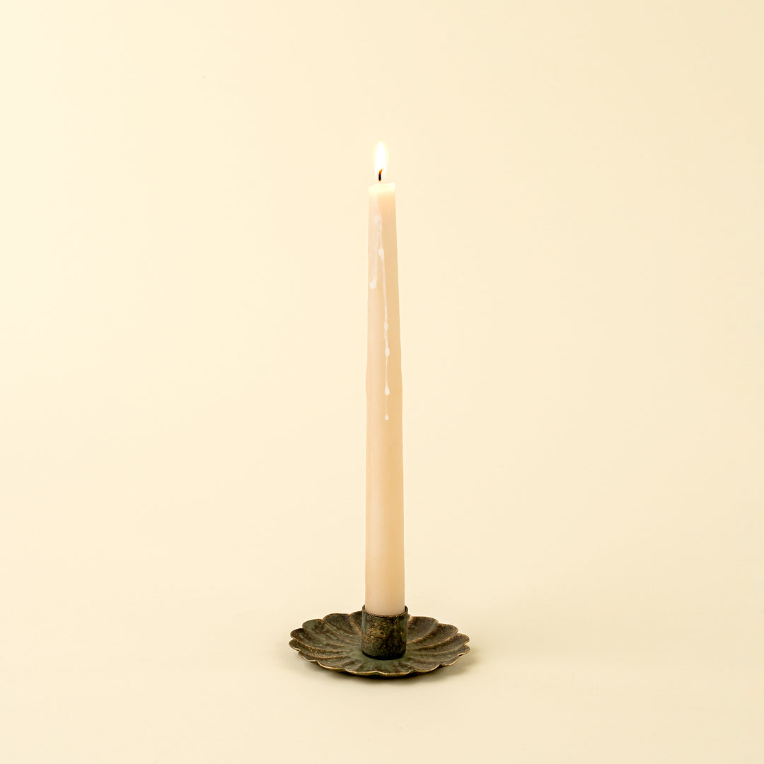 Florentine Antique Scallop Edge Candle Holder