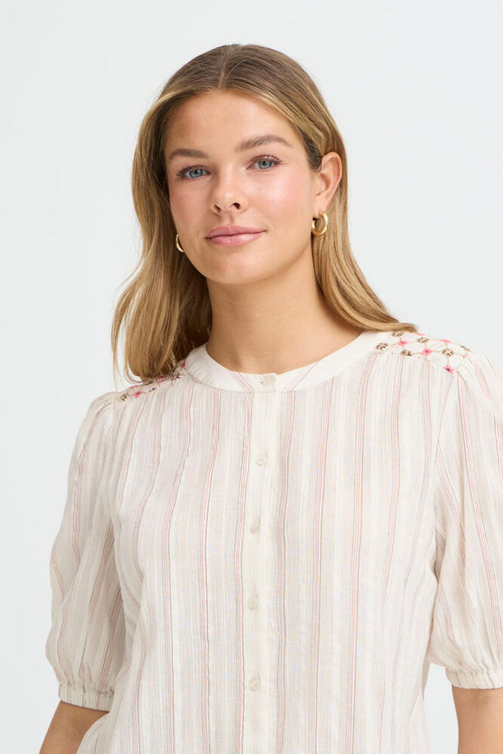 Honey Suckle Stitch Blouse