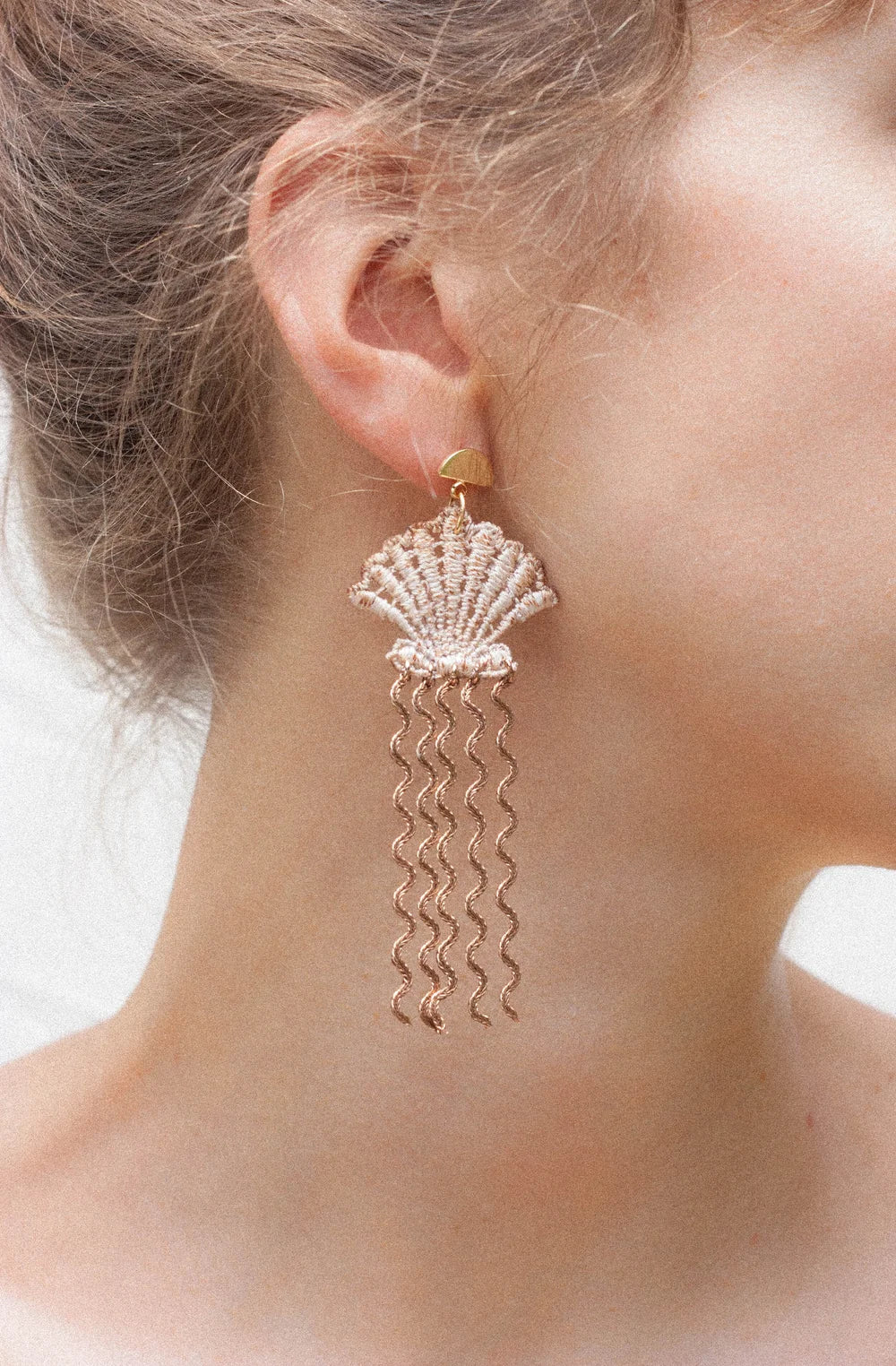 Coquillage Shell Earrings
