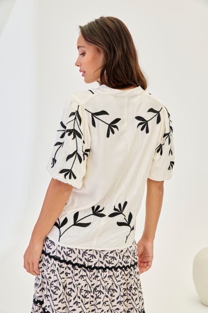 NKN by Nekane Fatima floral embroidered blouse with intricate embroidery and lightweight fabric, stylish and elegant for casual or formal wear.