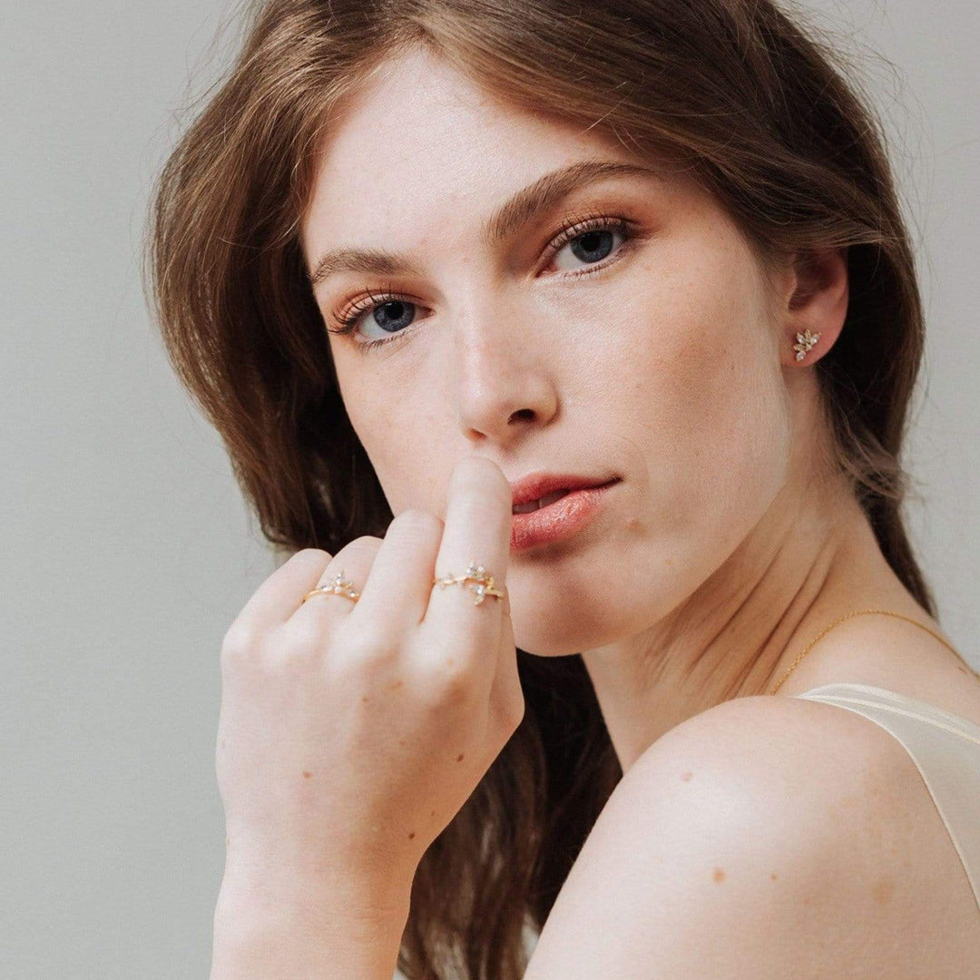 Harlowe Crytsal Stud Earring- Gold