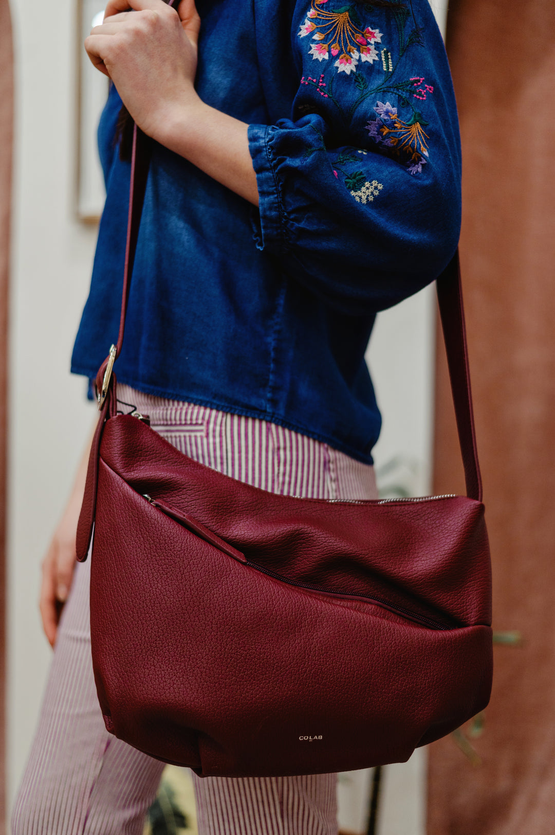 Marilyn Messenger Bag