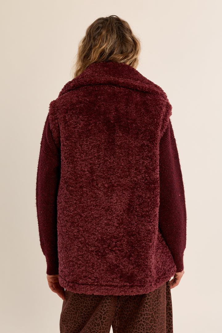 Bordeau Teddy Vest