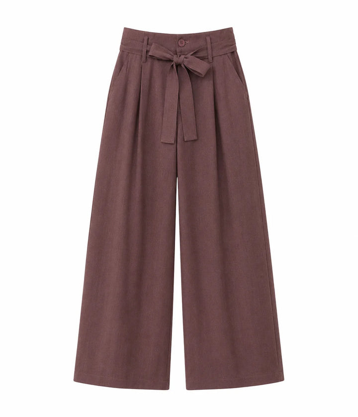 NKN Nekane Ovidi mauve trouser pant with a relaxed fit and lightweight fabric, shown on a model against a neutral background.
