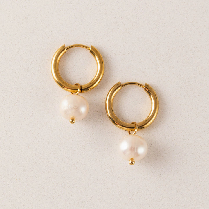 Oceane Pearl Hoop Earring- Gold/ Freshwater Pearl