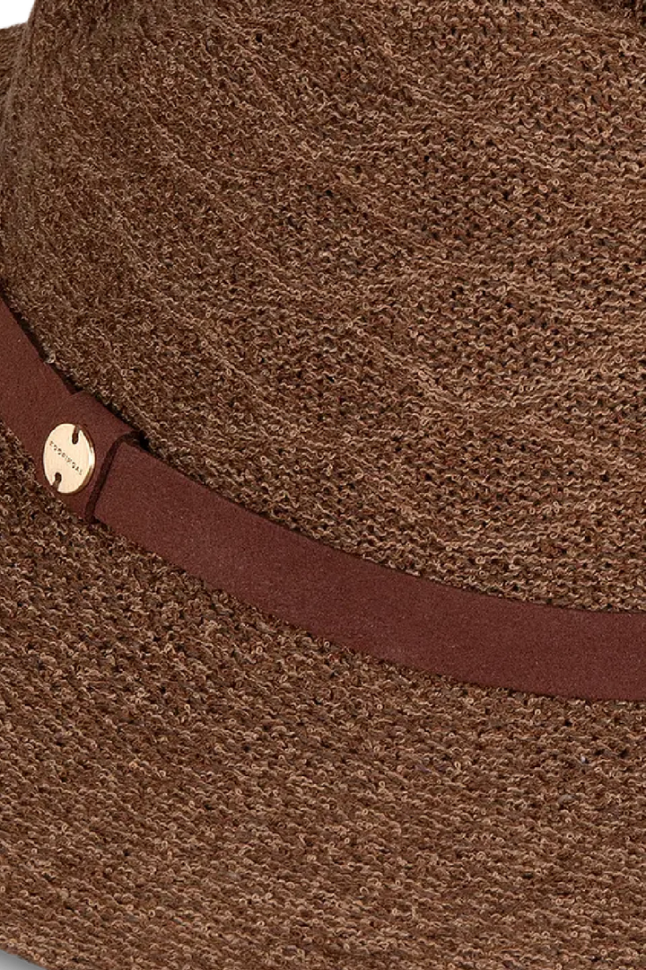 Kooringal Rosebery Safari Sun Hat with wide brim, lightweight straw material, and adjustable chin strap for sun protection.