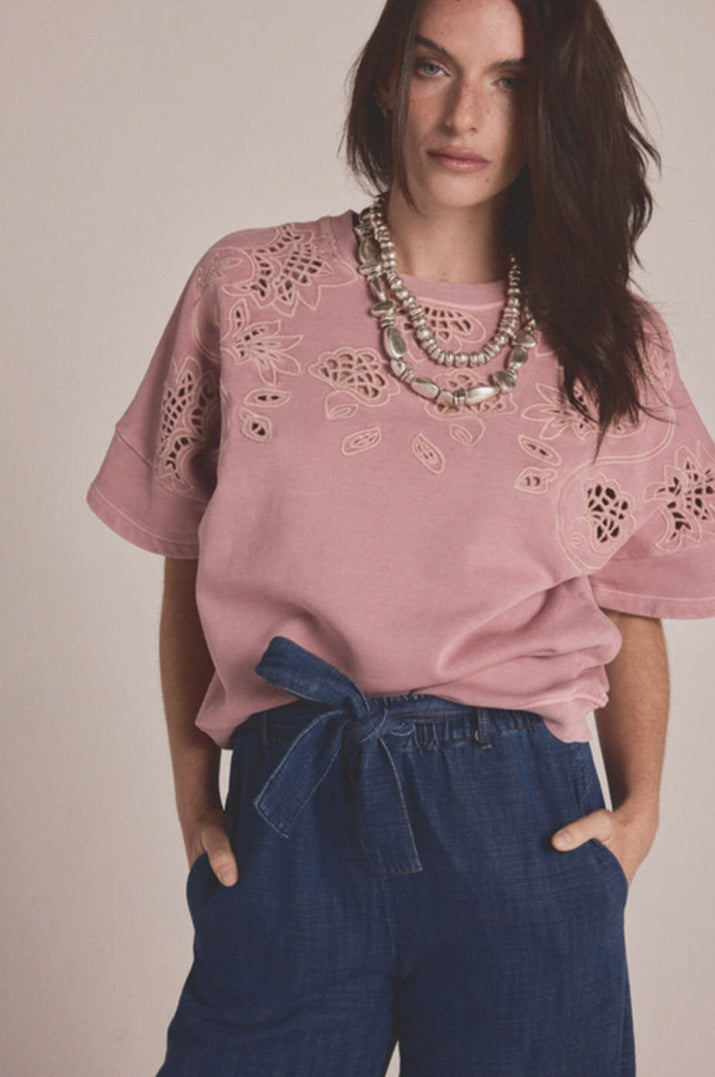 Women's mauve pink cotton sweatshirt tee with floral cutout embroidery details for a casual feminine boho style. 