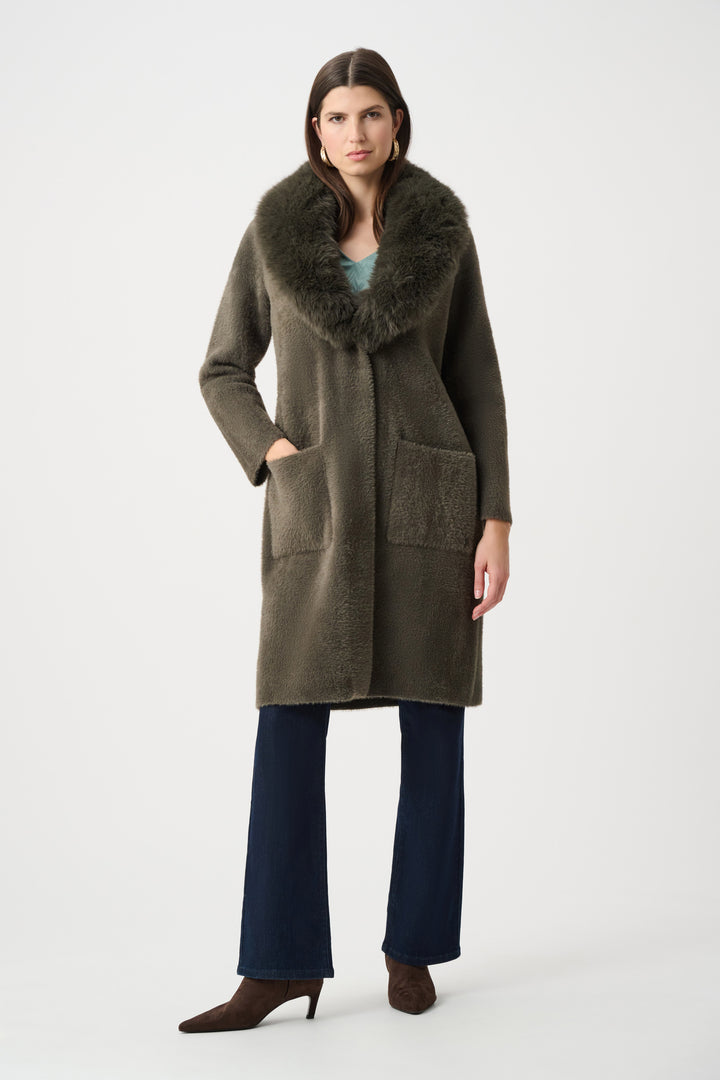 Feather Yarn Knit Coat With Detachable Faux Fur Collar