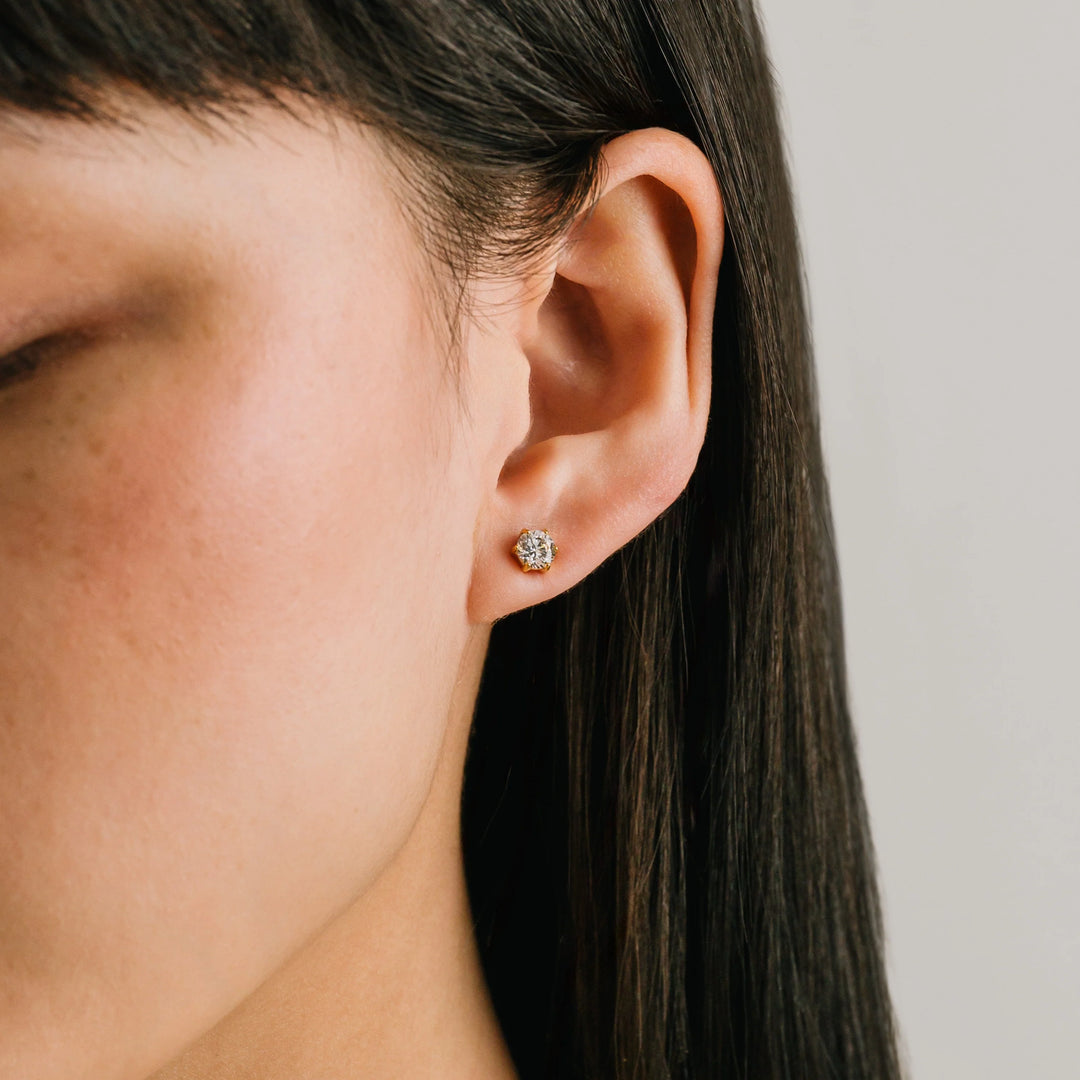 Sol Cubic Zirconia Stud Earring- Gold
