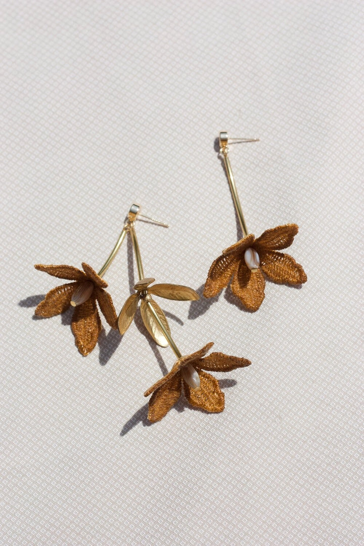 Tahitian Gardenia Flower Earring