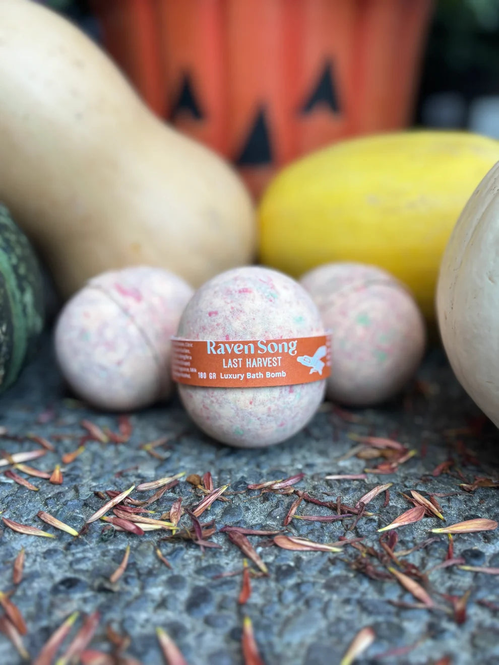 Last Harvest Bath Bomb- Autumn Fruits + Spice + Wood