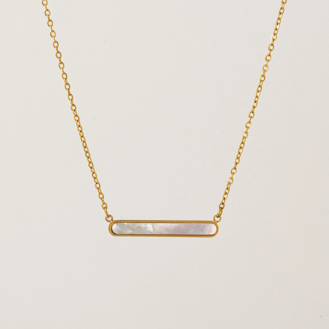 Lover's Tempo Tolfino Mother of Pearl Necklace featuring a delicate gold chain and lustrous mother of pearl pendant.