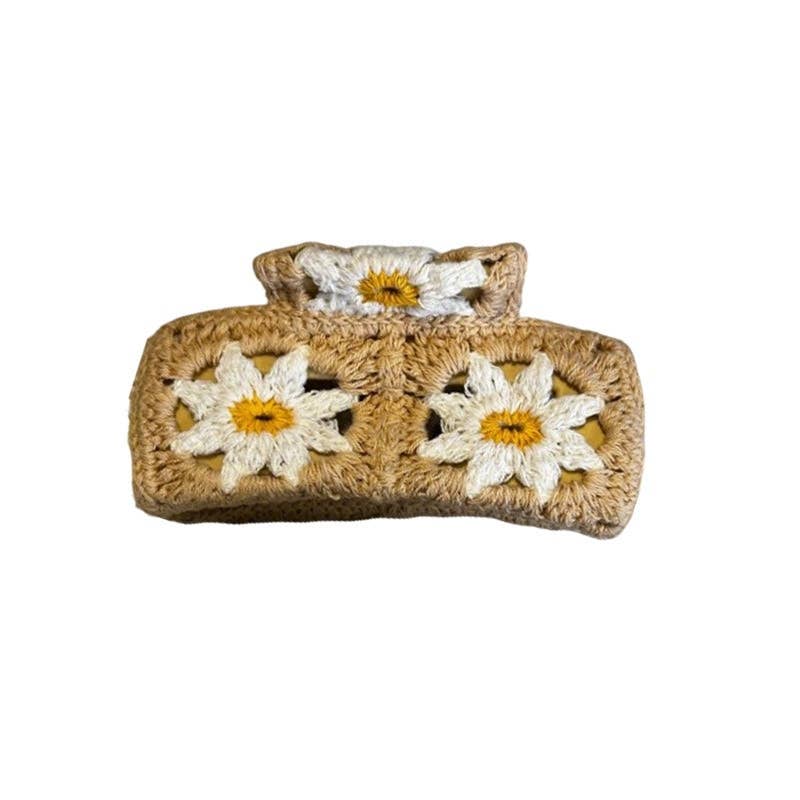Crochet Daisy Claw Clip