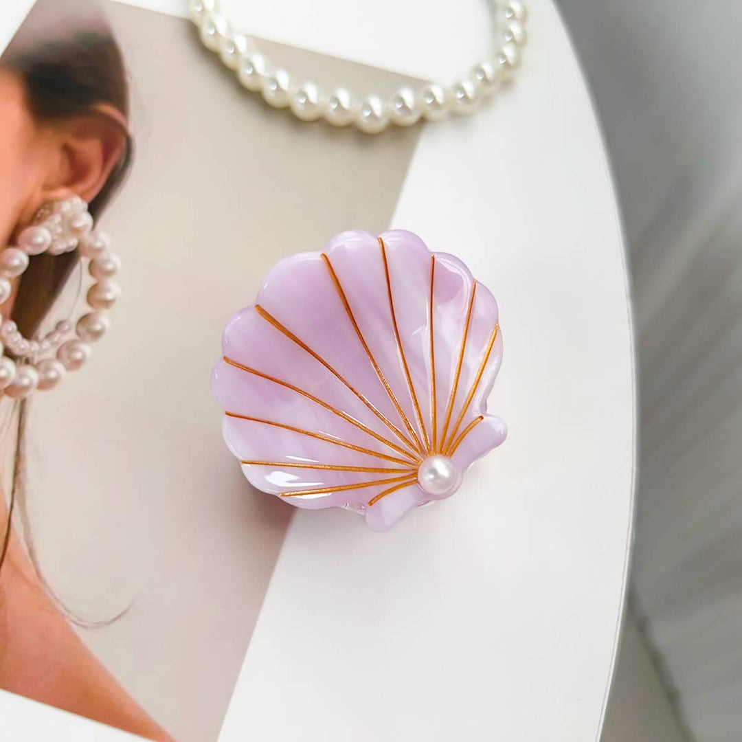 Small Shell Hair Claw Clip