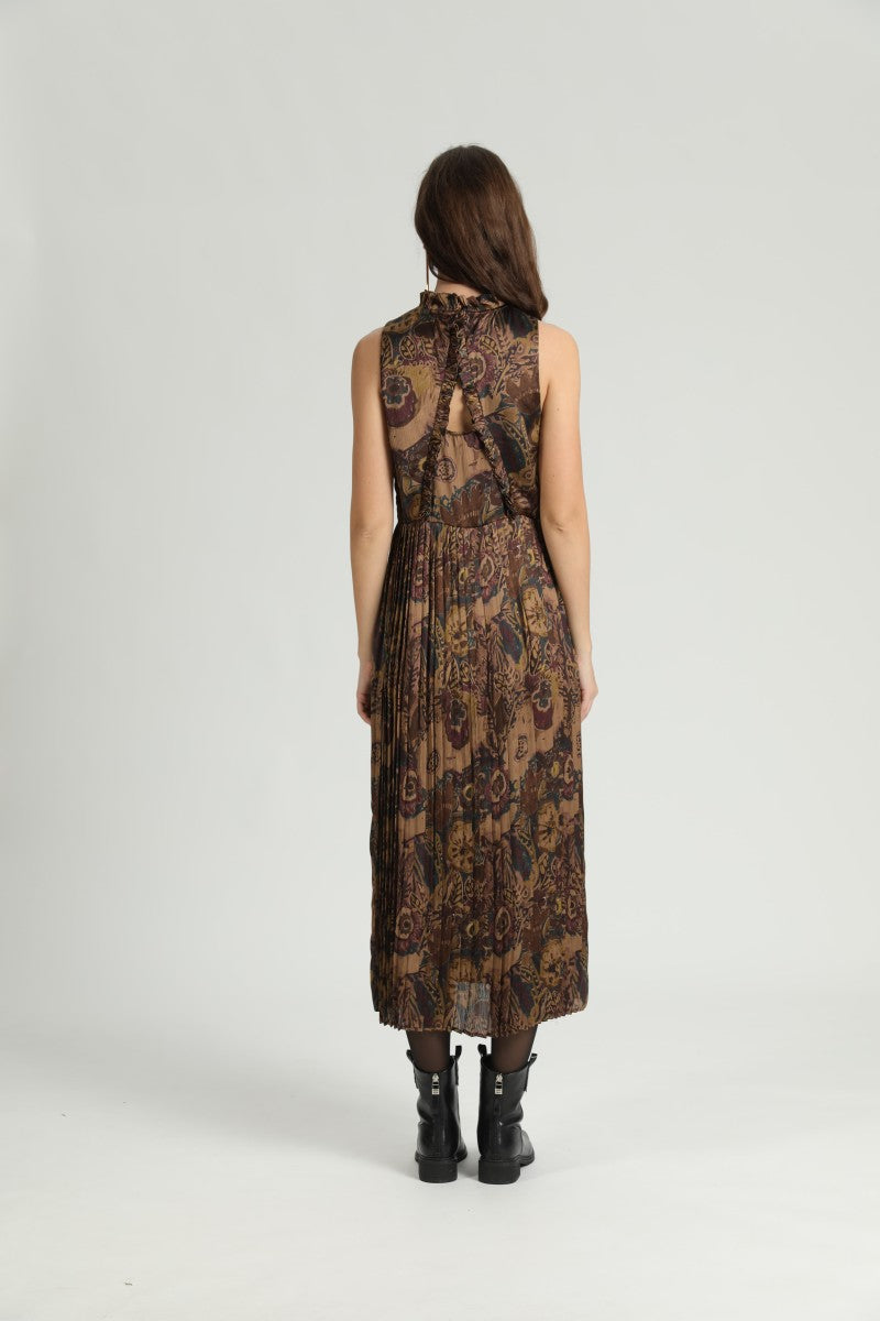 Donna Halter Style Maxi Dress