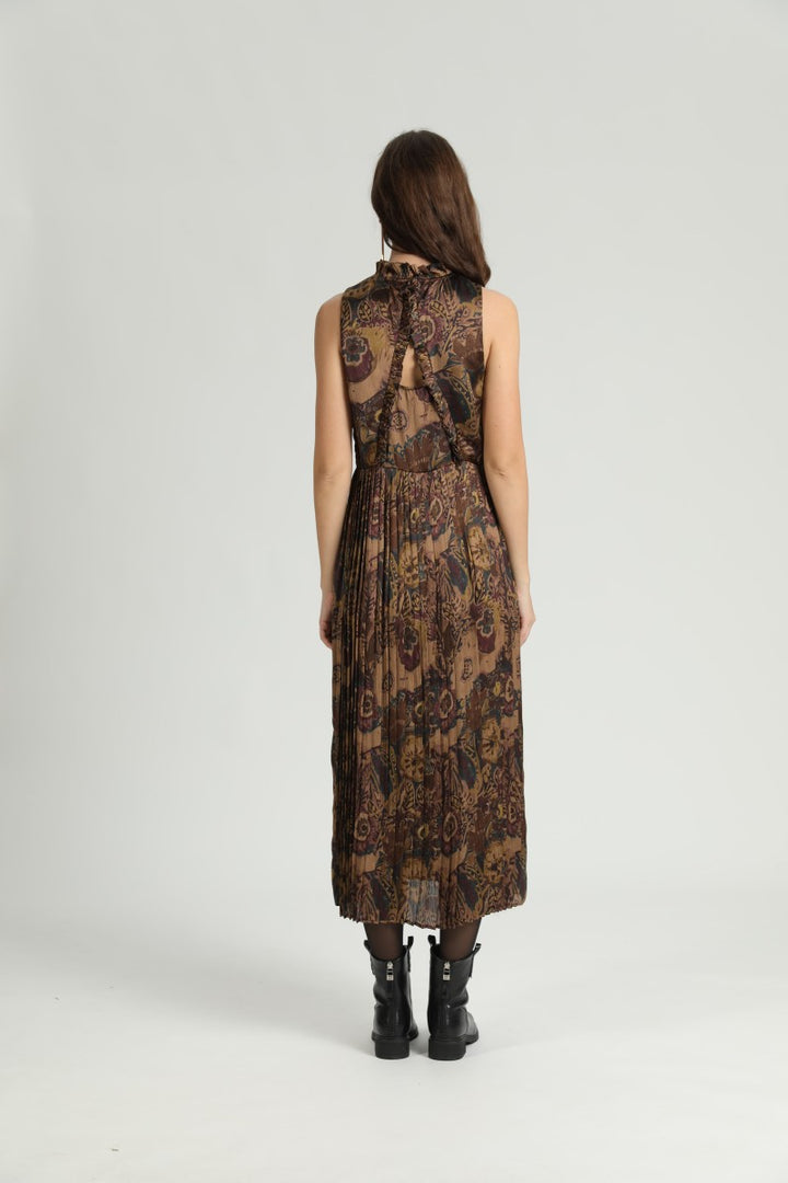 Donna Halter Style Maxi Dress