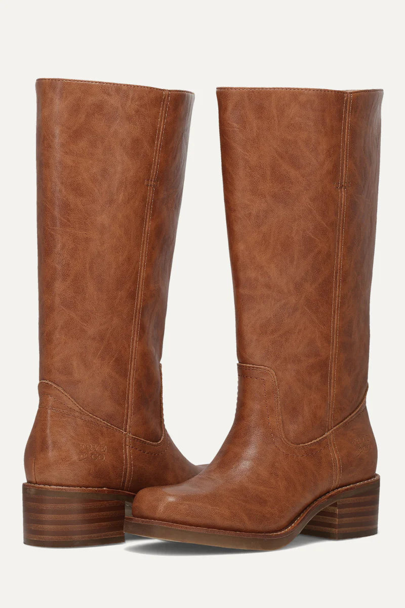 Frye & Co Miranda 14 Boot showing a stylish leather ankle boot with a rounded toe and stacked heel.