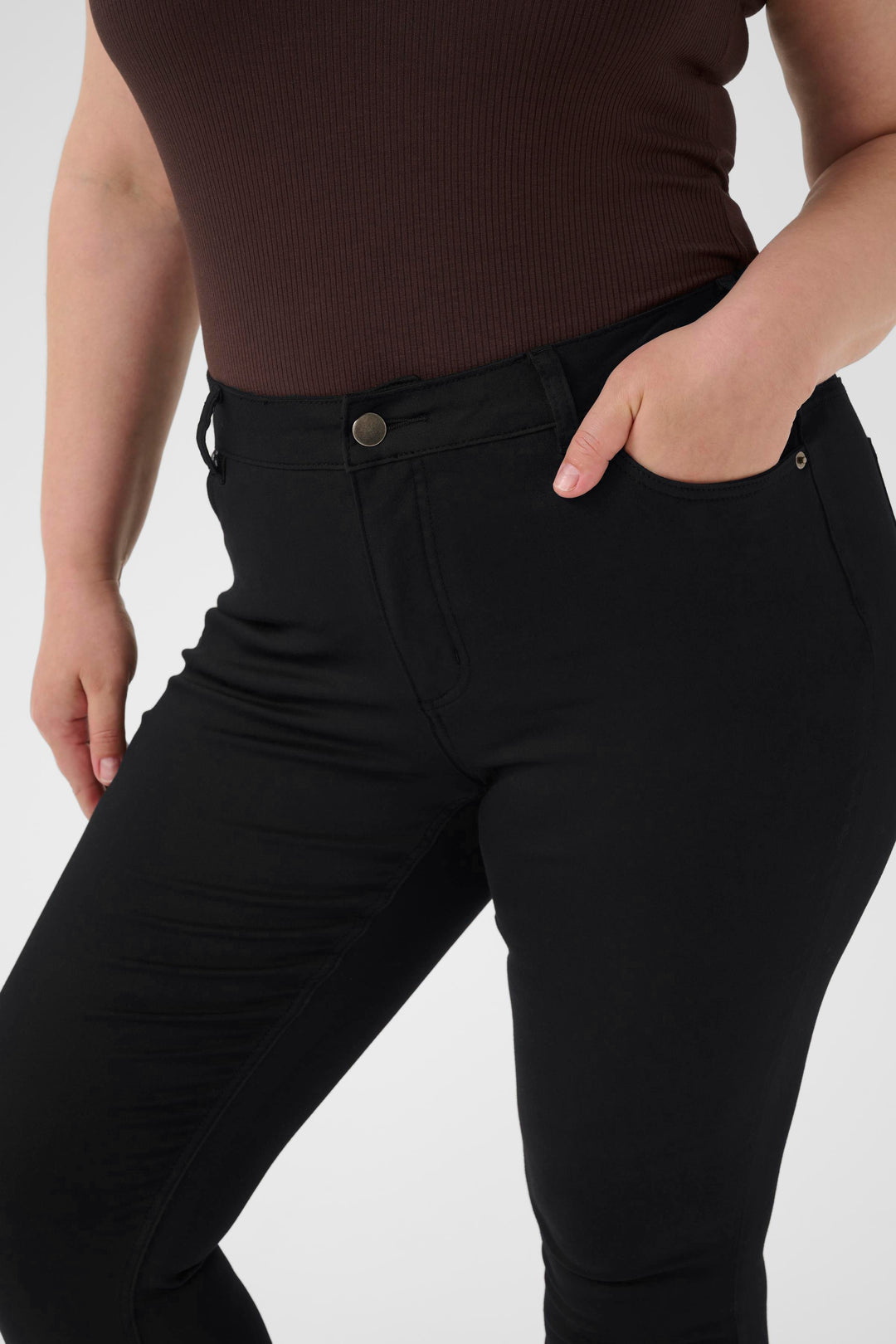 women's plus size slim fit stretch black denim pant